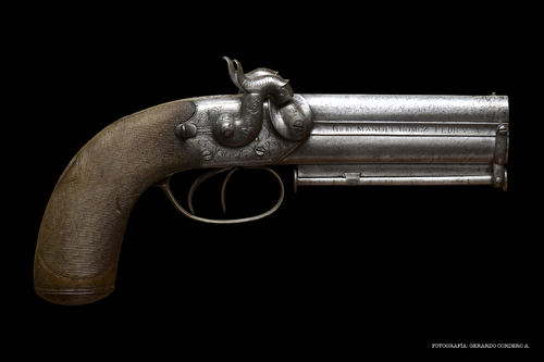Pistola de percusión de dos cañones de Gómez Pedraza